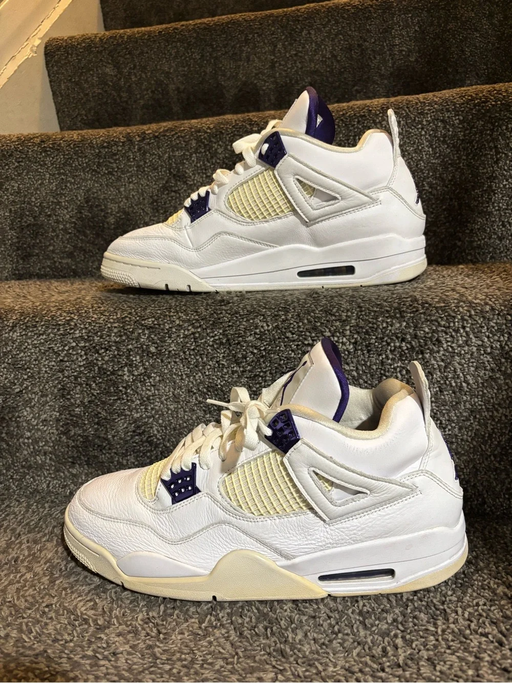 Jordan 4 Retro Mid Purple Metallic